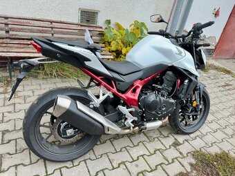 Honda cb 750 Hornet - 2