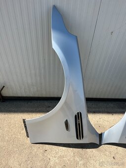 BMW 5er E60/E61 ,,M5,, přední blatníky TITANSILBER - 2