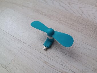 Větráček na micro USB - 2