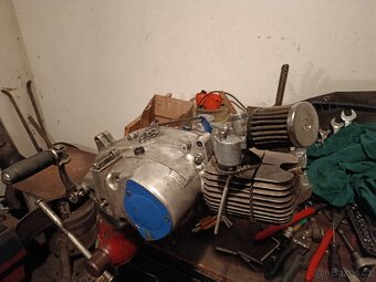 Motor Jawa pionýr - 2
