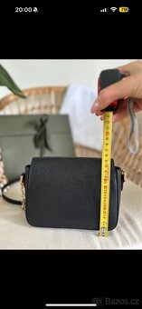 Kabelka Longchamp mademoiselle černá - 2