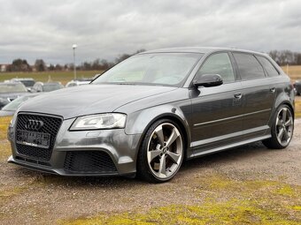 Audi RS3 2.5 TFSI Sportback Quattro - 2