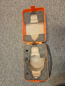 Box od nivelačního přístroje - 2