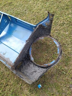 Přední čelo a blatníky Škoda 100 - 2