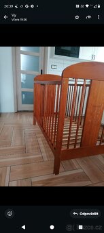 Dřevěná dětská postýlka - 2