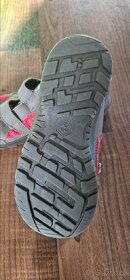 Botasky Decathlon, vel. 33 - 2