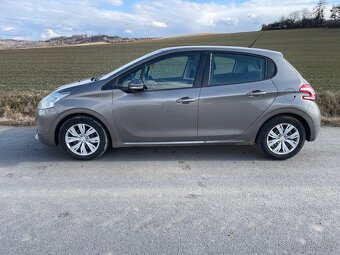 Peugeot 208 - 2