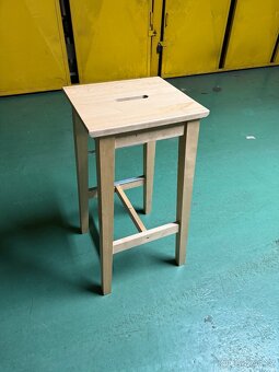 Prodám - Barová židle IKEA Bosse 74x39x39cm - 2