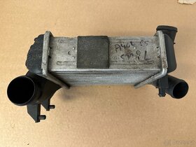 Audi A4 B6 B7 intercooler 2.5TDi levá strana - 2