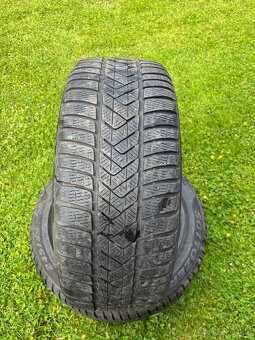 Zimní pneu 245/45/18 pirelli sottozero 3 - 2
