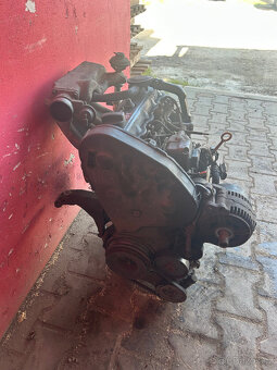 Motor 1,9SDI AEY 47KW Seat Cordoba,Ibiza kompletní - 2
