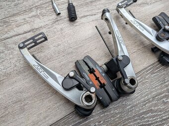 V brzdy Shimano XT Deore BR-M760 - 2