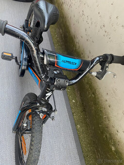 Dětské kolo Specialized Hotrock 16" – ideální pro začáteční - 2