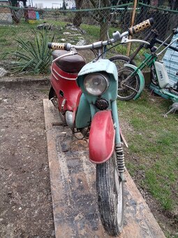 Prodám nevyužité motocykly k renovací a díly - 2