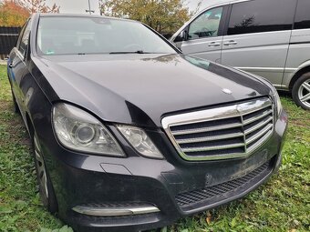 Mercedes E 212 2,2 CDi - 2
