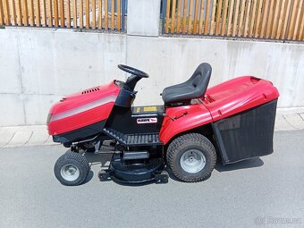 Prodám zahradní traktor Castelgarden dvouválec 16Hp - 2