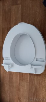 Prodám nástavec ( prkénko) na WC - 2