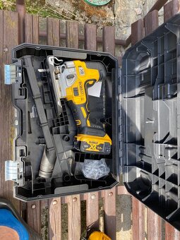 Aku nářadí DeWALT - 2