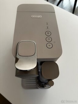 Kávovar Nespresso DeLonghi - 2