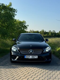 2020 Mercedes C-Class C220d - 2