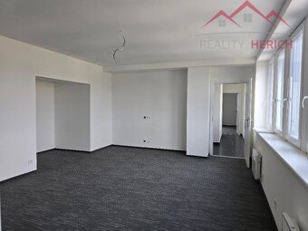 Pronájem bytu 3+kk, rekonstrukce, 103 m2, Žižkovo náměstí - - 2
