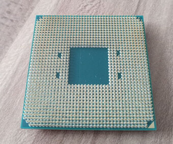 Ryzen 7 5800X3D, 8C/16T, TDP 105W, bez chladice - 2