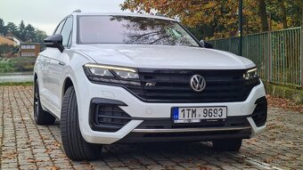 VW Touareg R-line 3,0TDI / 210kW CZ prodej - 2
