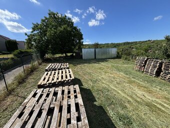 Polešovice - stavební pozemek - 1588m2 + sklípek - 2