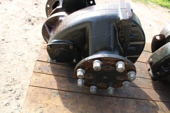 Zetor 7211 rozvodovka diferenciál - 2