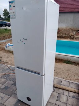 Lednice s mrazakem Beko - 2
