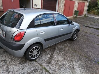 Kia Rio 1,5 CRDI - 2