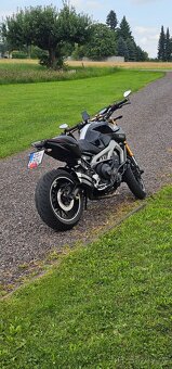 Yamaha MT 09 - 2