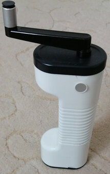 Mlýnek kávy ruční - 2