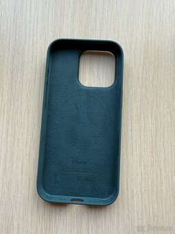 Apple Silikonový kryt s MagSafe na iPhone 16 Pro - 2