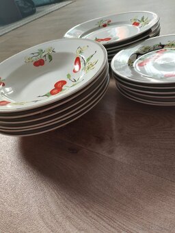 Jídelní soupravy - 2