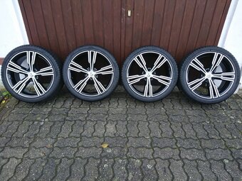 VOLVO V 60 S60 originalni alu kola 19" zimní pneu 235/40/19 - 2