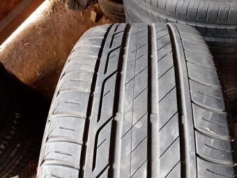 225/45/17 225/40/18 245/45/18 255/45/20 265/40/21 kusovka - 2