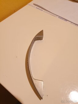 Nábytkové úchytky - kovové - 2