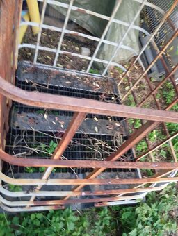 Klec od IBC nádrže, kontejneru - 2