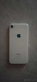iPhone 8 64GB Silver - 2