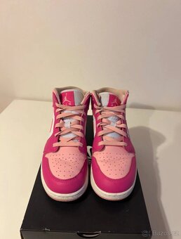 Air Jordan 1 Mid Fierce Pink - 2