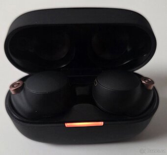 Sony WF-1000XM4 nefunkční - 2