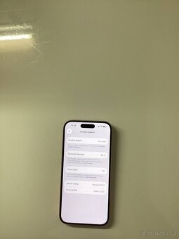 iPhone 15 128 GB růžový - 2