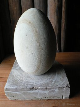Kamenné vejce - 2