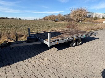 Bržděný přívěs 2700kg - 2