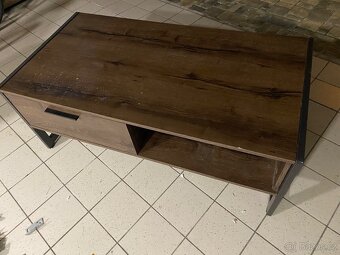 Prodám konferenční stolek - 2