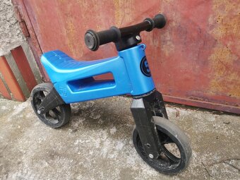 dětské odrážedlo modré - 2