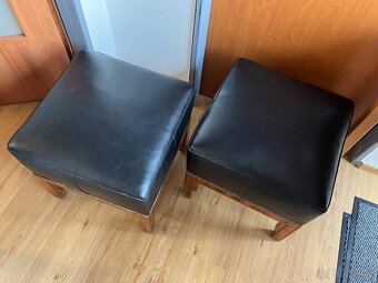 Dvě starožitné taburetky - 2