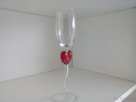 Sklenička se srdíčkem - 2