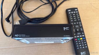 Satelitní přijímač goSAT GS 6050HDv - 2